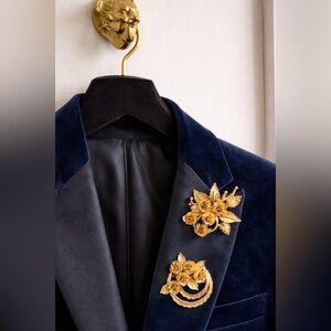 Large Floral Vintage Brooch